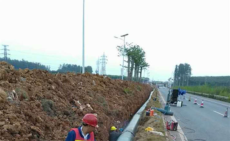 1800給水防腐螺旋管，防城港1016mm螺旋管，提供各種螺旋鋼管，鋼材場(chǎng)焊管