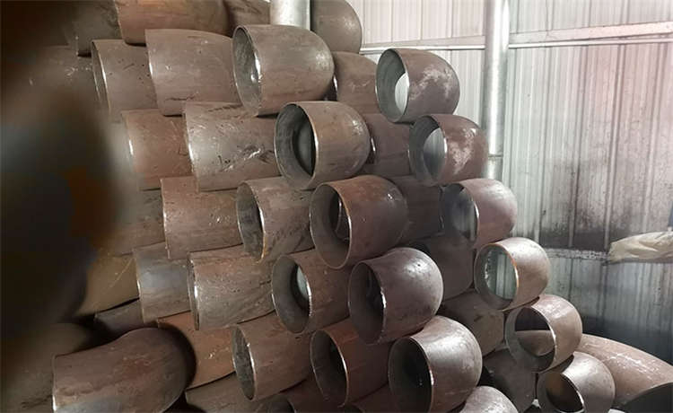 輸水防腐螺旋管廠家，鋼材場走水螺旋管，1620mm螺旋管，800-1000-1200mm鋼立柱