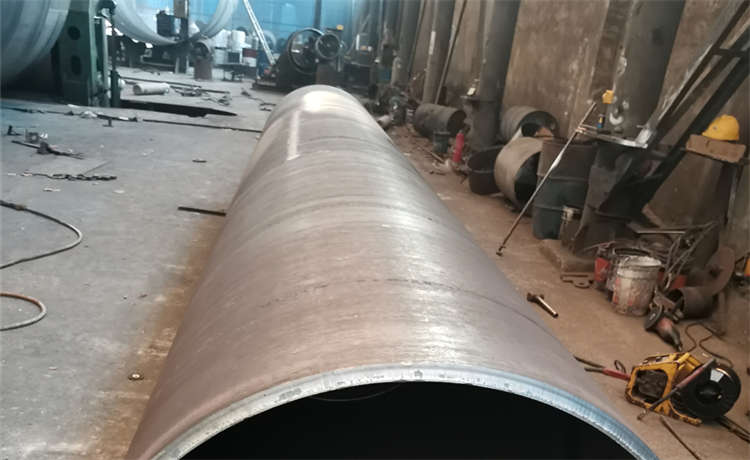 內(nèi)徑2400螺旋鋼管，百色1524mm螺旋管，2000供水螺旋管，濾水螺旋管廠家